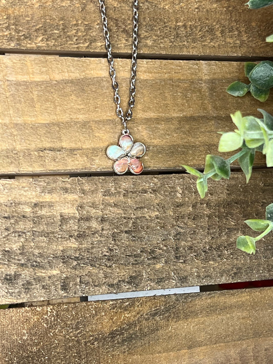 Marbled Flower Necklace